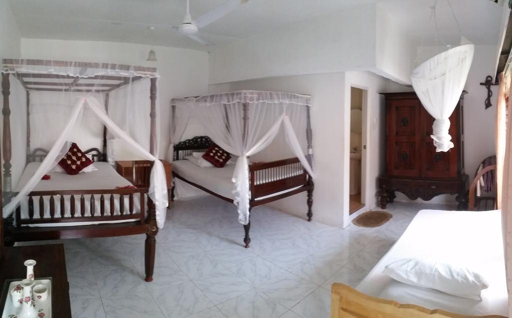 Wijenayake'S - Beach Haven Guest House - Galle Fort Δωμάτιο φωτογραφία