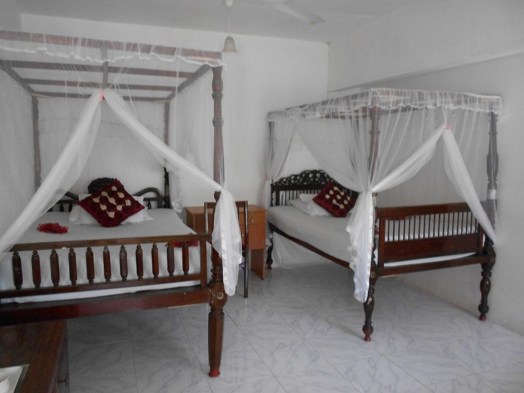 Wijenayake'S - Beach Haven Guest House - Galle Fort Δωμάτιο φωτογραφία