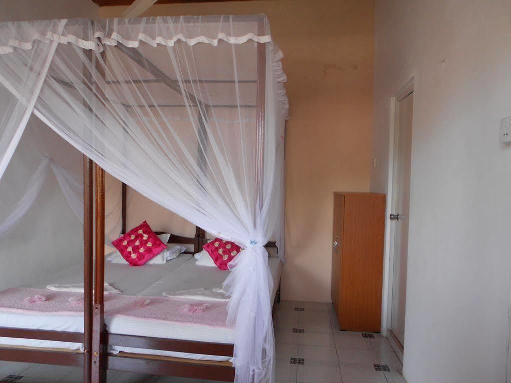 Wijenayake'S - Beach Haven Guest House - Galle Fort Εξωτερικό φωτογραφία