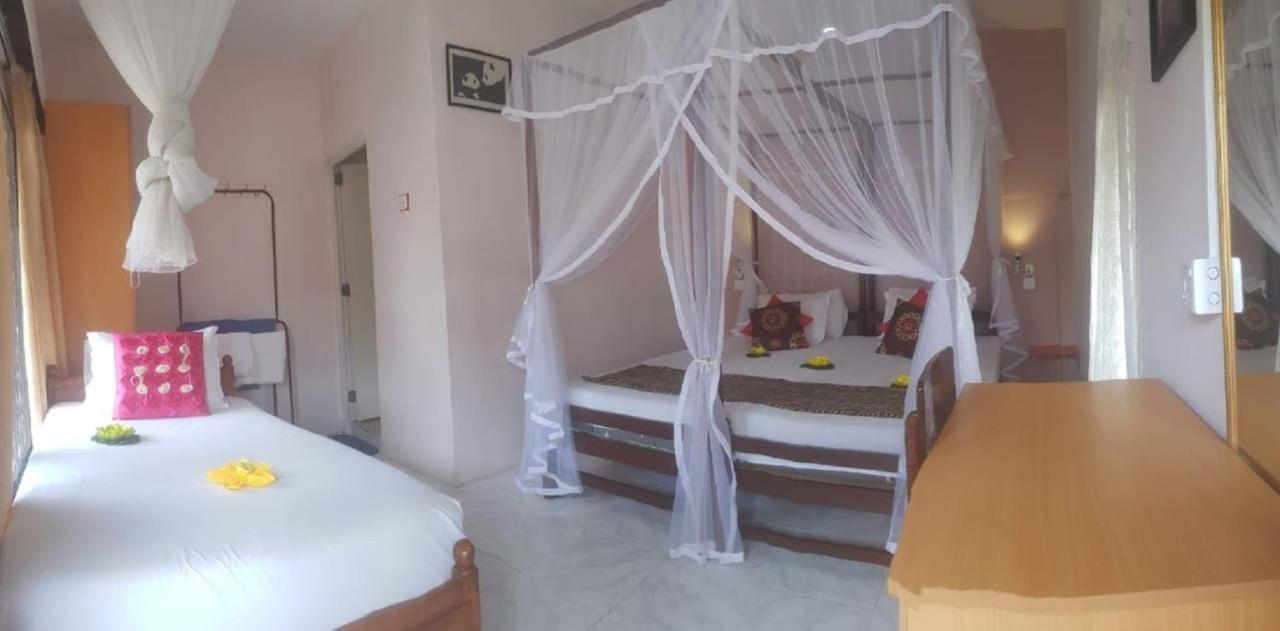 Wijenayake'S - Beach Haven Guest House - Galle Fort Εξωτερικό φωτογραφία