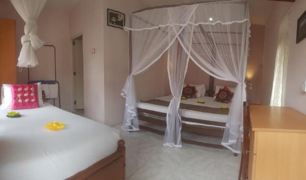 Wijenayake'S - Beach Haven Guest House - Galle Fort Εξωτερικό φωτογραφία